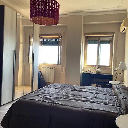 Piazza Europa Exclusive Sea View דירה