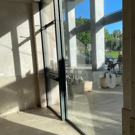 Piazza Europa Exclusive Sea View * קטאניה