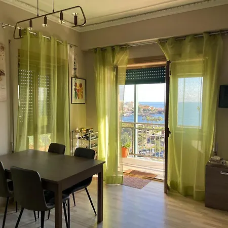 Piazza Europa Exclusive Sea View * קטאניה